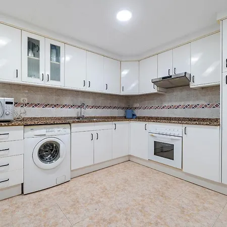 Hauzify I Pau Casals Apartment